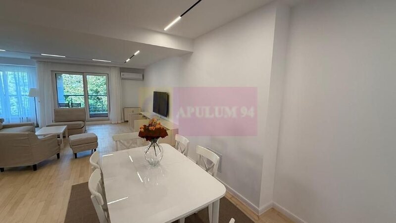 Apartament 3 Camere / 140 MP  Bld Aviatorilor  / Garaj